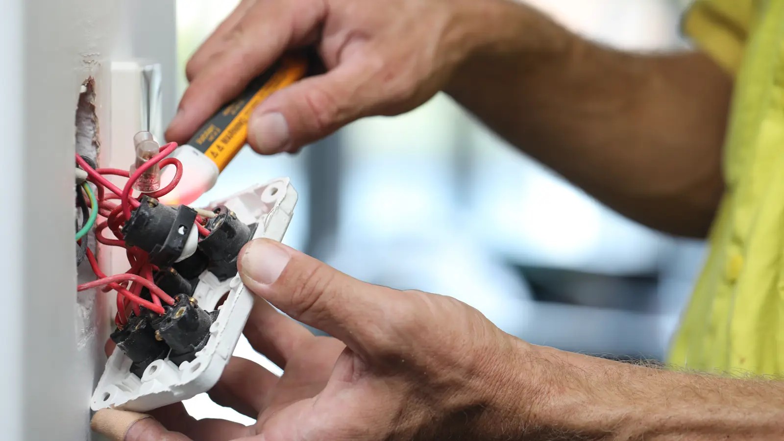 Grove Spark Electrical Services emergency electrician