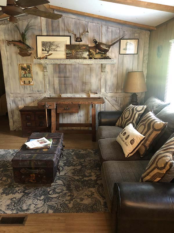 Scenic drive from Phoenicia to cabin rentals at J&S Creekside Cabins in Sullivan County